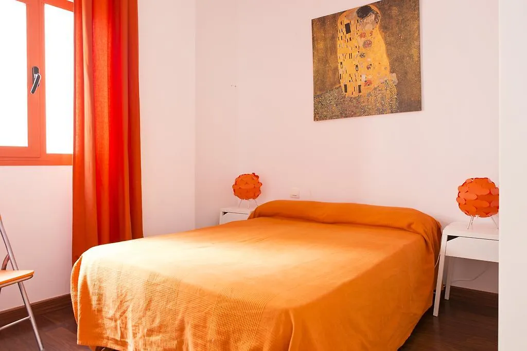 Letmalaga Economy Bishop Orchard Apartamento 0*,  Espanha